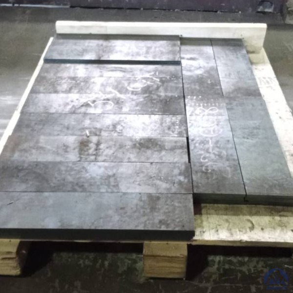 Лист стальной