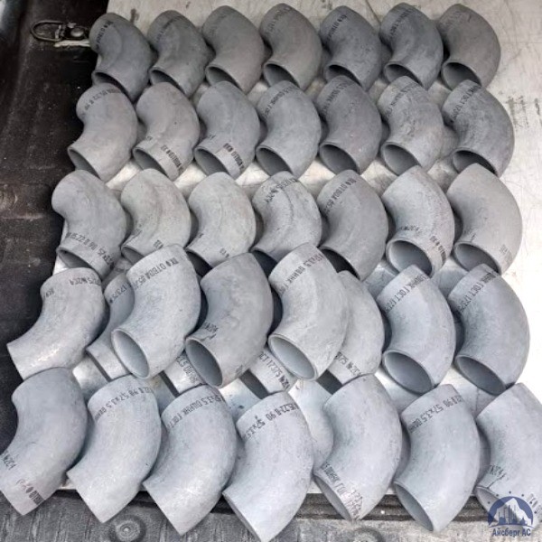 Отвод титановый