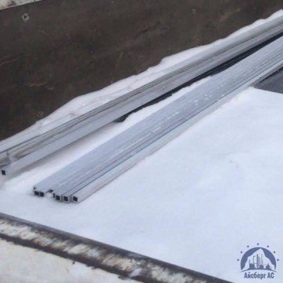 Труба нержавеющая профильная 15х15х1,2 мм шлифованная 08Х18Н10 купить в Таразе